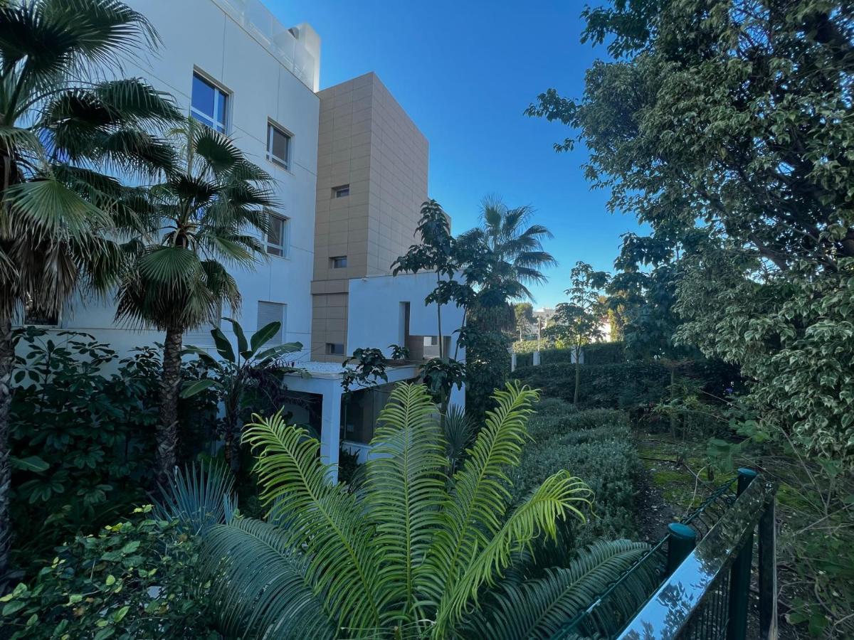 Royal Banus Apartment Marbella Exterior photo